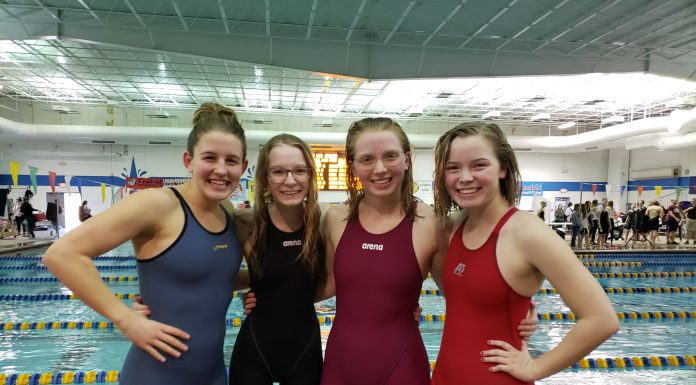 Lady Zizzer swimmers headed to state