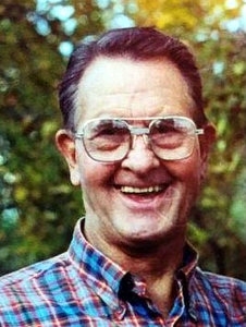 Carlton (Cottie) E. Holmberg